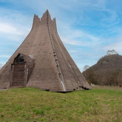 Ravatalozó (temetőkápolna)