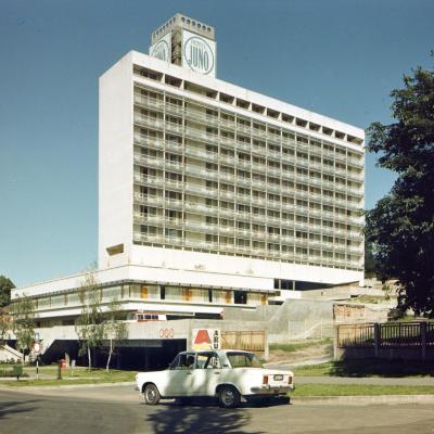 Juno Hotel