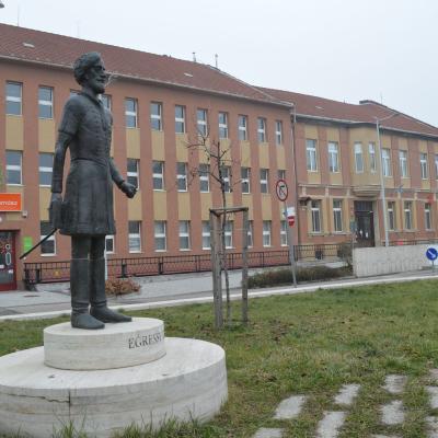 ÉMÁSZ Patak utcai irodaépületek átalakítása