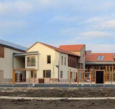 Patakpart Iskola (16 tantermes iskola)