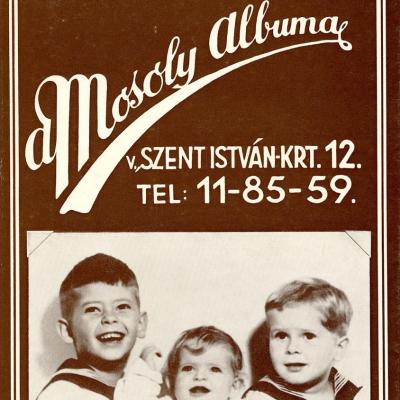 A mosoly albuma